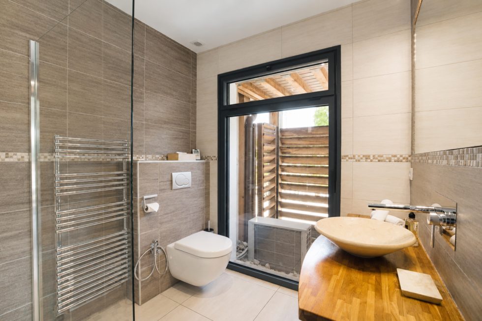 Salle de bain : Chambre double haut de gamme au sein du domaine Rivages Bay